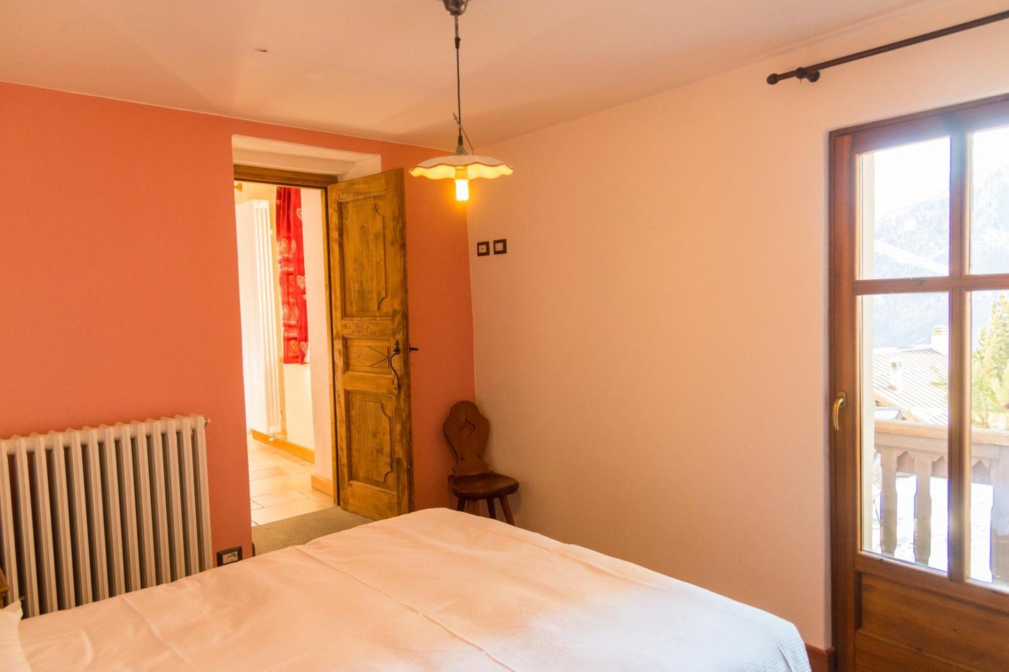 La Placette - Albergo Diffuso E Trattoria Usseaux Dış mekan fotoğraf