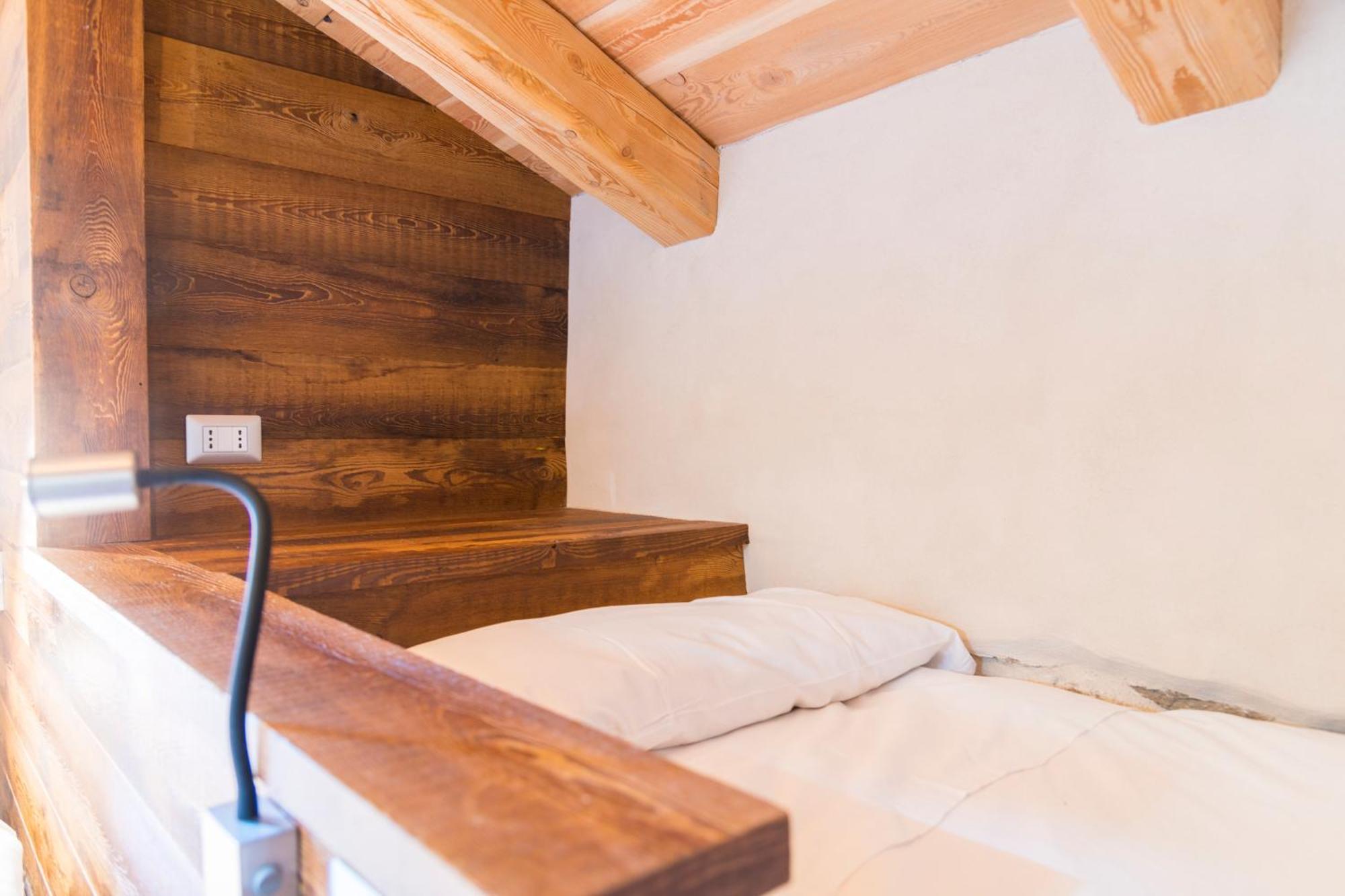 La Placette - Albergo Diffuso E Trattoria Usseaux Dış mekan fotoğraf
